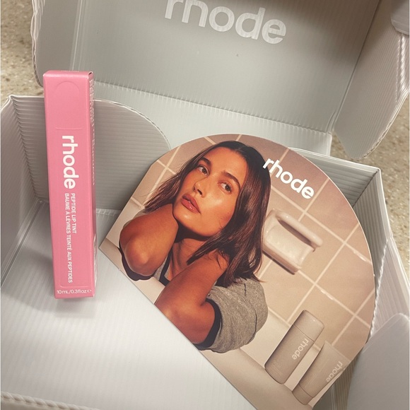 COPY - Rhode Peptide Lip tint Ribbon - Picture 1 of 2